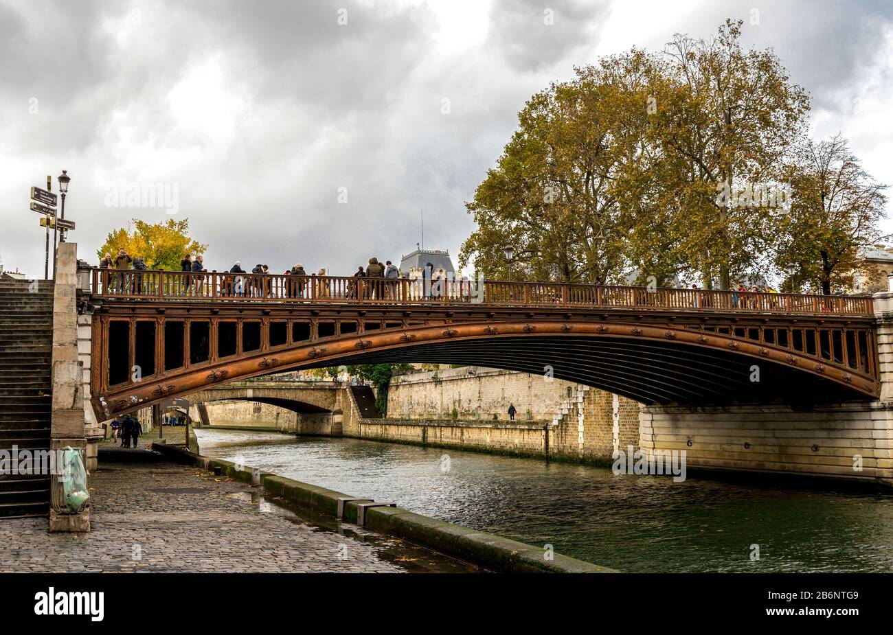 Pont au Double Bridge over seine in der Nähe der Kathedrale Notre-Dame de Paris, Frankreich Stockfoto