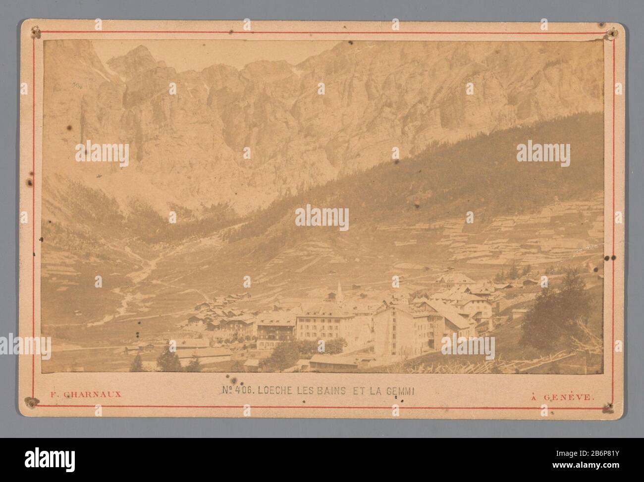 Gezicht op Leukerbad en de Gemipas in Zwitserland Loeche les Bains et la Gemmi (titel op object) Blick auf Leukerbad und die Gemmi in ZwitserlandLoeche les Bains et la Gemmi (title object) Objekttyp: Foto Cabinet Picture Artikelnummer: RP-F20358 / Marken: Anzahl, nachgedruckt, Nr.: Aufschriften: Nr. 406.' Hersteller : Fotograf: F. Charnaux (auf Objekt angegeben) Herstellung: Leukerbad dating: CA. 1875 Physikalische Merkmale: Albumin-Druckmaterial: Fotopapier, Kartontechnik: Albumin-Druck Abmessungen: Bild: H 90 mm × W 153 mm Motiv: Stadtszenen und Landschaften Witz Stockfoto