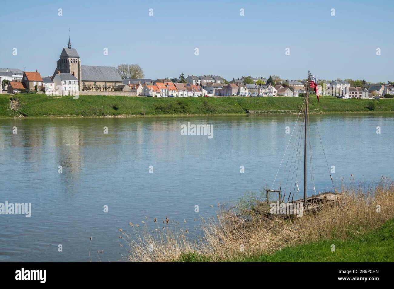 Saint-Denis de L'Hotel Village im französischen Loiret Stockfoto