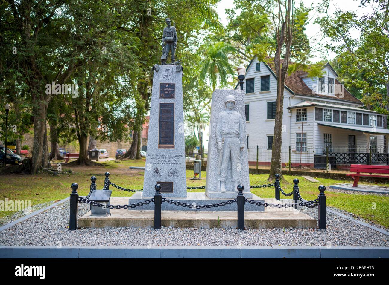 Troepenmacht in Suriname (TRIS) Denkmal, Paramaribo in der Nähe von Fort Zeelandia Stockfoto