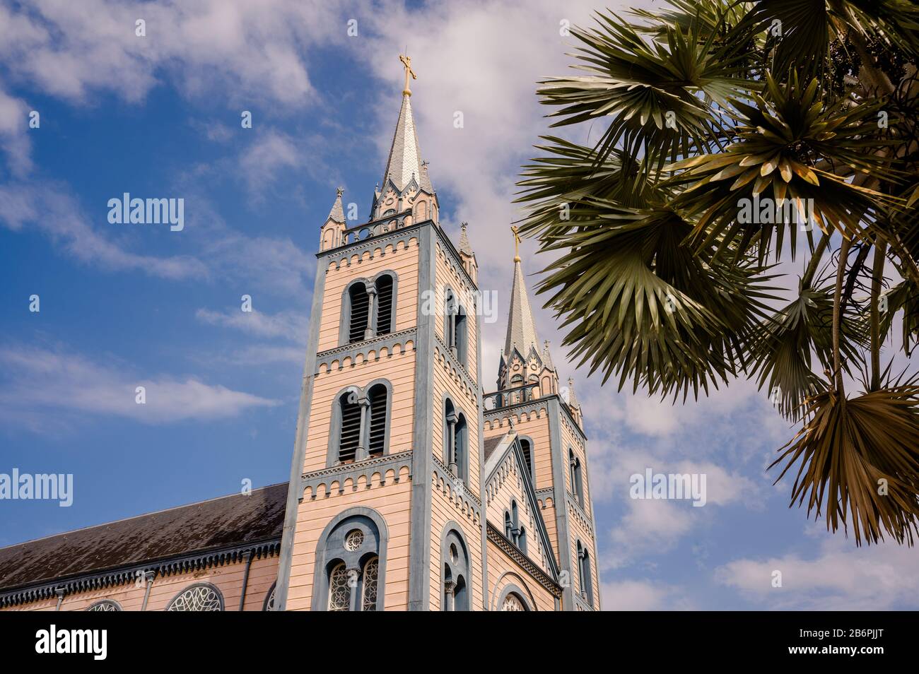 Basilika Saint-Peter-und-Paul von Paramaribo. Größte hölzerne Kathedrale in Südamerika Stockfoto