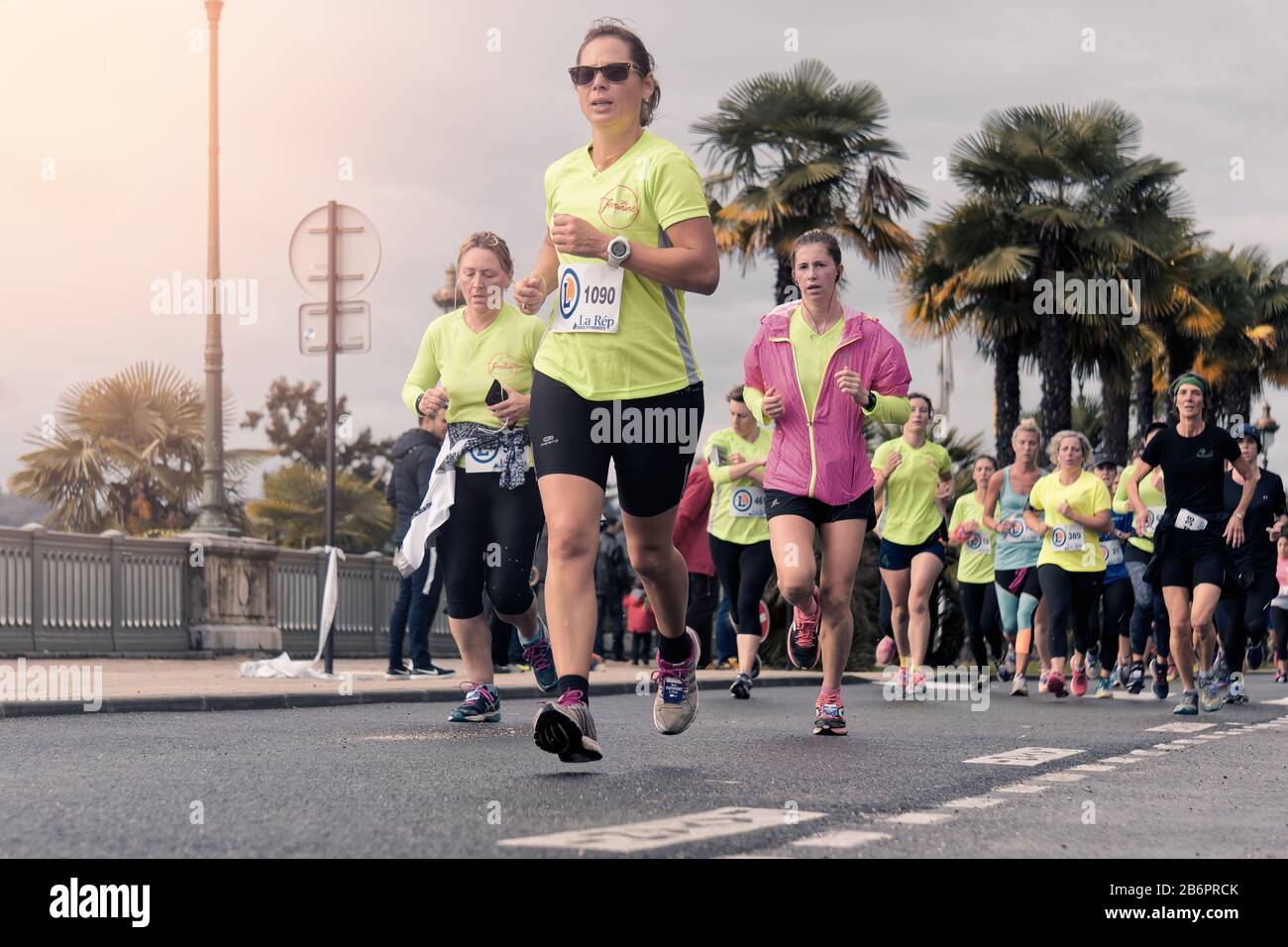 2017 11, Pau, Frankreich, "La Féminine"-Rennen für Frauen reserviert. Rennen um soziale oder karitative Arbeiten. Stockfoto