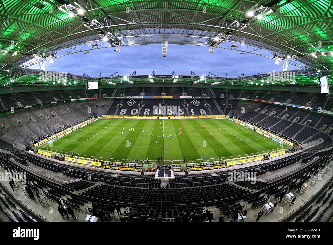 Mönchengladbach, Deutschland. März 2020. 1. Bundesliga-Spiel ohne Zuschauer wegen der Corona-Virus-Krise, Bundesliga-Fußballspiel Borussia Mönchengladbach gegen 1. FC Köln. Credit: Uwe Kraft/Alamy Live News Stockfoto