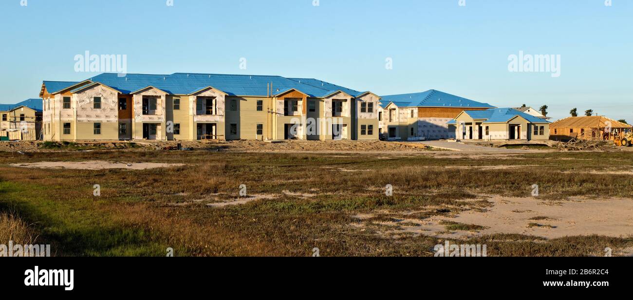Wiederaufbau der Salt Grass Landing Apartments, die durch den Hurrikan Harvey 2017 total zerstört wurden. Stockfoto