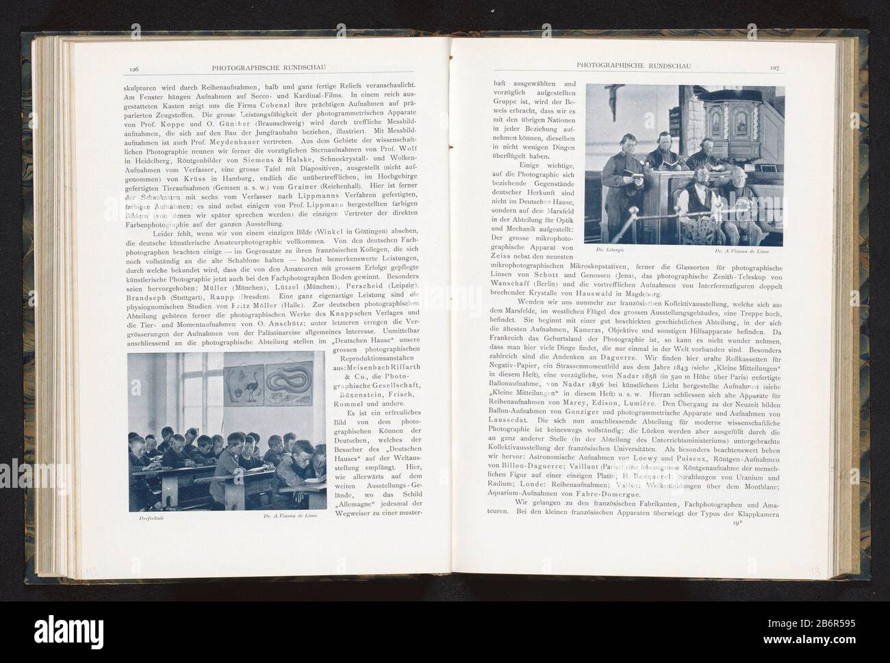 Gezicht op een klas met leerlingen en platen van dieren Dorfschule (titel op object) Ansicht eines Klassenzimmers mit Studenten und Platten dierenDorfschule (title object) Objekttyp: Fotomechanische Seite drucken Artikelnummer: RP-F 2001-7-968-3-112 Hersteller: Fotograf: Dr. A. Vianna de Lima (indiziert am Objekt) Klischeéca: Anonymer Datum: Anonymous Datum: Anonymous. - in oder vor 1900 Material: Papiertechnik: Autotypie-Abmessungen: Bild: H 78 mm × 98 b mmToelichtingPrent auf Seite 126. Betrifft: Grundschule; Klasse, Form Stockfoto