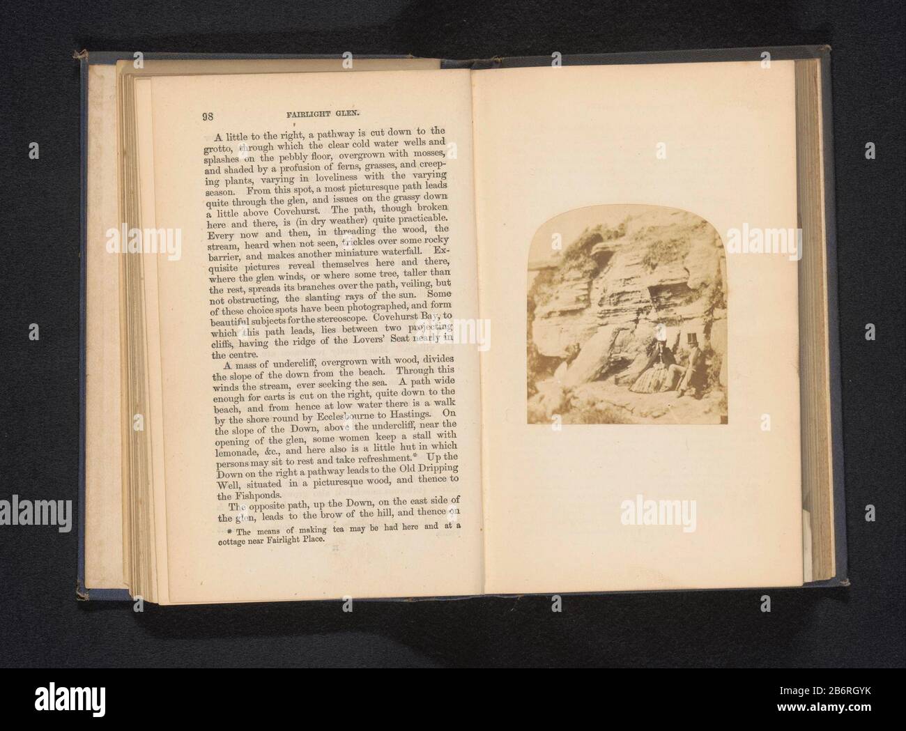 Gezicht op twee mensen gezeten nabij Lee Ness Ledge, Hastings View of two men seated near Lee Ness Ledge, Hastings Object Type: Photo Page Item Number: RP-F 2001-7-1165-5 Manufacturer: Fotograf: Anonymous Place Manufacturing: Hastings dating: Ca. 1859 - oder für 1864 Material: Papiertechnik: Albumenmuster Abmessungen: Foto: H 69 mm × W 63 mmToelichtingFoto Vorderseite 98. Betrifft: Küstenklippe oder Kraghistorische Person, wo: Hastings Stockfoto