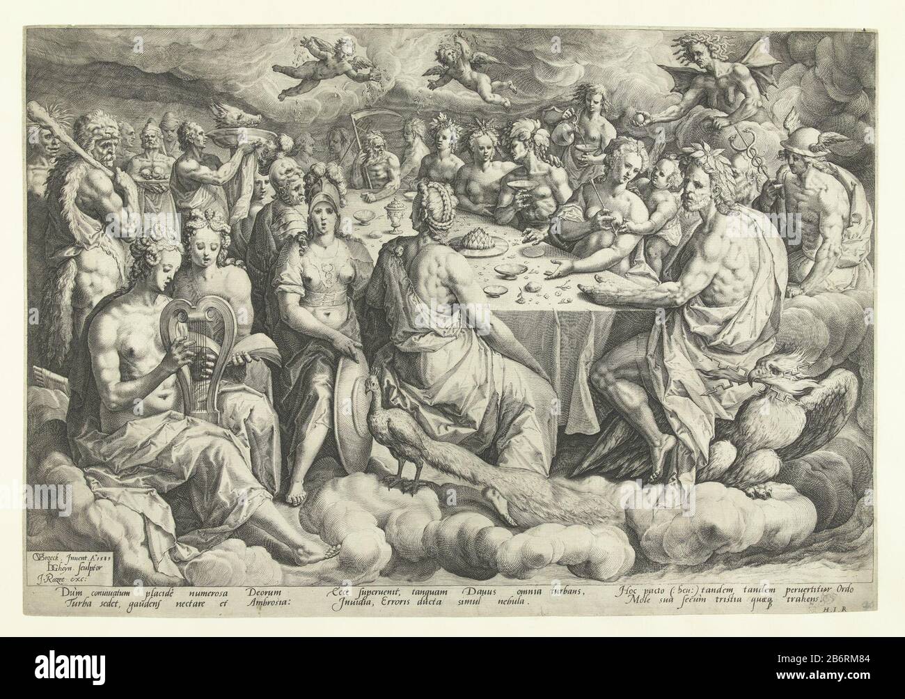 Godenbanket tijdens de bruiloft van Peleus en Thetis Gods Bankett bei der Hochzeit von Peleus und Thetis Objekttyp: Print Artikelnummer: RP-P-ob-9967Catalogusreferentie: New Hollstein Dutch 147-2 (3) Beschreibung: Die Wolken Inmitten der Verwendung von Göttern bei langen Tischmahlzeiten. Am Kopf, im Vordergrund, sitzend Jupiter und Juno, erkennbar am Adler mit den Blitzbolzen bzw. Pfau. Der rechte Hintergrund vermittelt Eris, die Unfriedenspöttin, den Gästen den goldenen apfel. Unter den zeigen sechs Zeilen lateinischer Tekst. Hersteller: Druckerhersteller Jacob de Gheyn (II) (denkmalgeschütztes Gebäude), desig Stockfoto