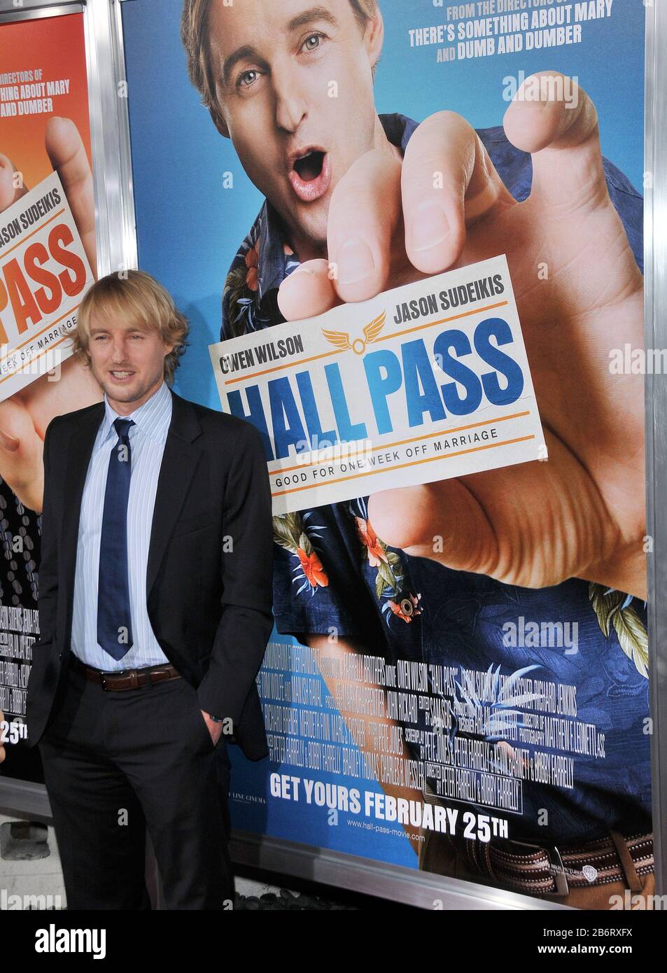 Owen Wilson am "Hall Pass" Los Angeles Premiere im Arclight Cinerama Dome in Hollywood, Kalifornien. Die Veranstaltung fand am Mittwoch, 23. Februar 2011 statt. Foto von: SBM / PictureLux - Alle Rechte Vorbehalten - Aktenzeichen # 33984-1884SBMPLX Stockfoto