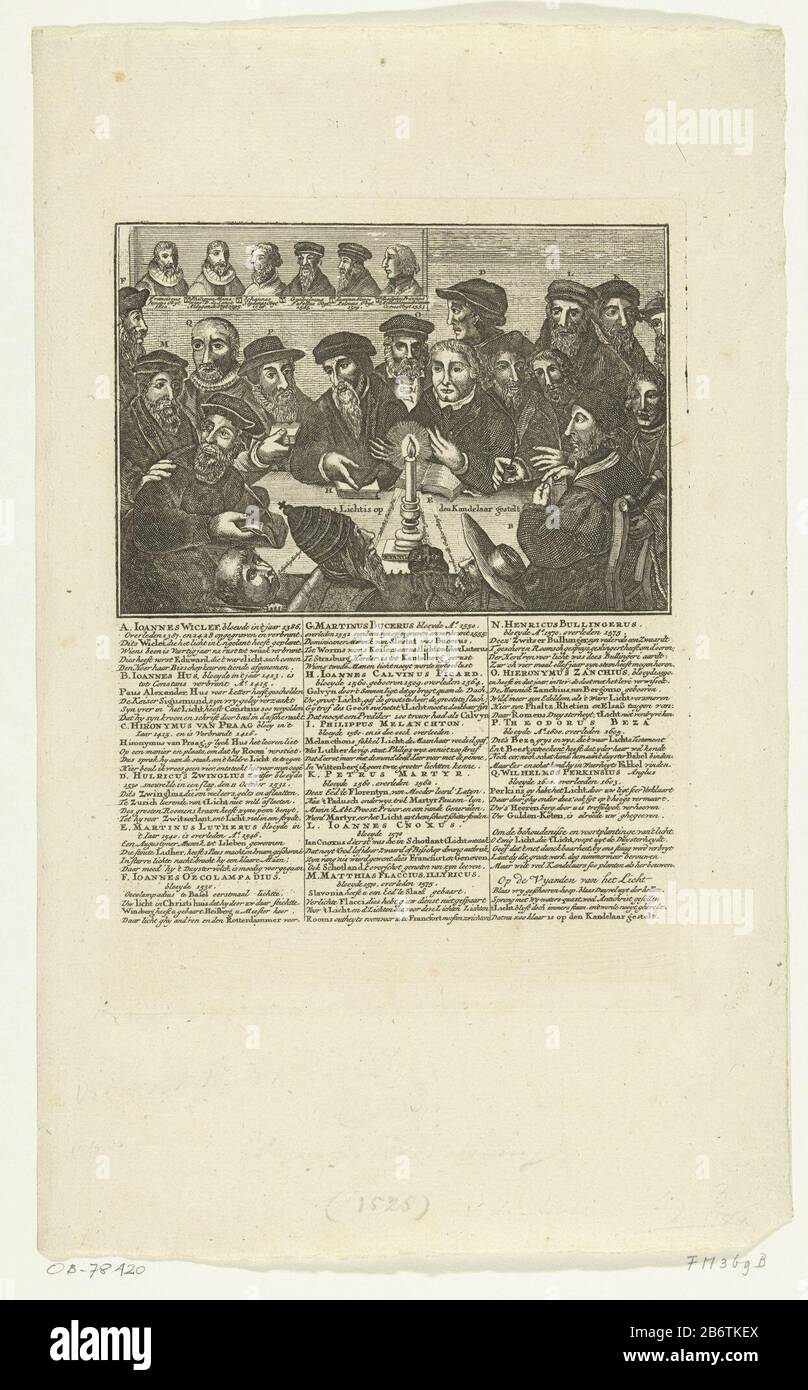Het licht is op de kandelaar gestelt 't Licht is op den Kandelaar gestelt (titel op object) Anti-Catholic Cartoon sitzend mit einer Gruppe von Reformern zu einem Tisch Wo: Auf einer brennenden Kerze stehen. Der Kerzenleuchter ist auf einem Buch wie dem Gospel angegeben. Der Teufel, der papst, ein Kardinal und ein Mönch versuchen erfolglos, die Kerze auszublasen. Die Zahlen sind mit Buchstaben in der Bildunterschrift, drei Spalten holländisch, sind verklaard. Hersteller : Druckhersteller: Anonymer Standort Herstellung: Nordniederland Datum: 1.650 - 1724 Physikalische Eigenschaften: Ätzmaterial: Papiertechnik: Ätzung di Stockfoto