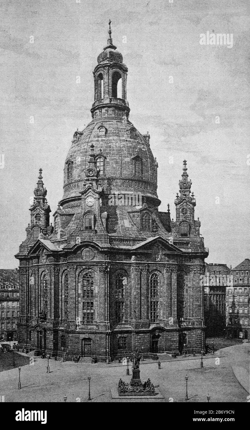 Die Frauenkirche in Dresden, Sachsen, Deutschland, Foto von 1892 / die Frauenkirche in Dresden, Sachsen, Deutschland, Foto von 1892, historisch, digital verbesserte Wiedergabe eines Originals aus dem 19. Jahrhundert / Digitale Produktion einer Originalanlage aus dem 19. Jahrhuntert, Stockfoto