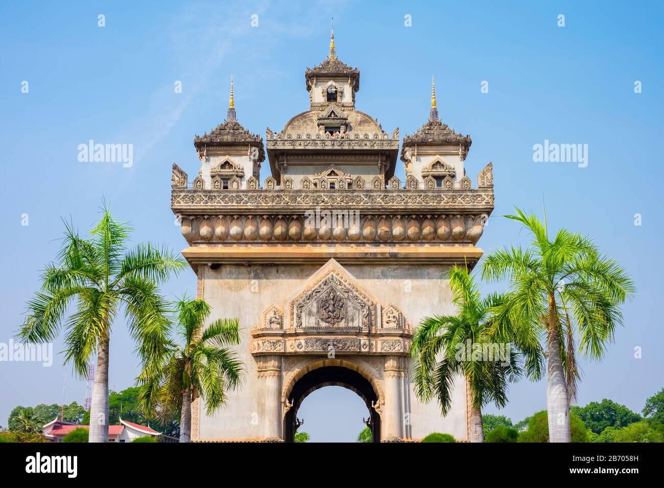 Patuxi oder Siegestor Denkmal, Vientiane, Laos Stockfoto