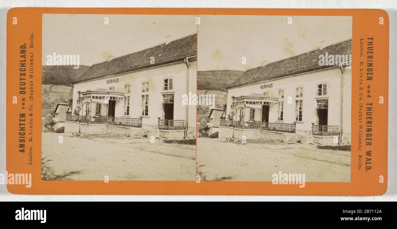 Spa Hotel RuhlaKurhaus Ruhla (Titelobjekt) Ansichten von Deutschland/Thüringen und Thüringer Wald (Serienobjekt) Objektart: Stereobilie Artikelnummer: RP-F F13489 Hersteller: Fotograf: Hermann Selle (zugeordnet zu) Verleger: Linde & Co. (Sophus Williams), E. (börsennotiertes Objekt) Ort Herstellung: Fotograf: Ruhlauitgever: London (möglich) Datum: Material: Papppapier Technik: Albumindrucke Abmessungen: Sekundäres Medium: H 87 mm × W 177 mm Betreff: Hotel, Hostelwaren, inn Stockfoto