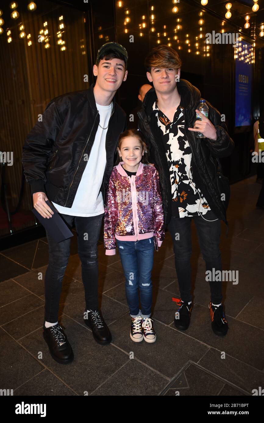 London, Großbritannien. März 2020. März 2020, London, Großbritannien, die erste europäische Filmpremiere von MULAN im Odeon Leicester Square. Credit: Picture Capital/Alamy Live News Stockfoto