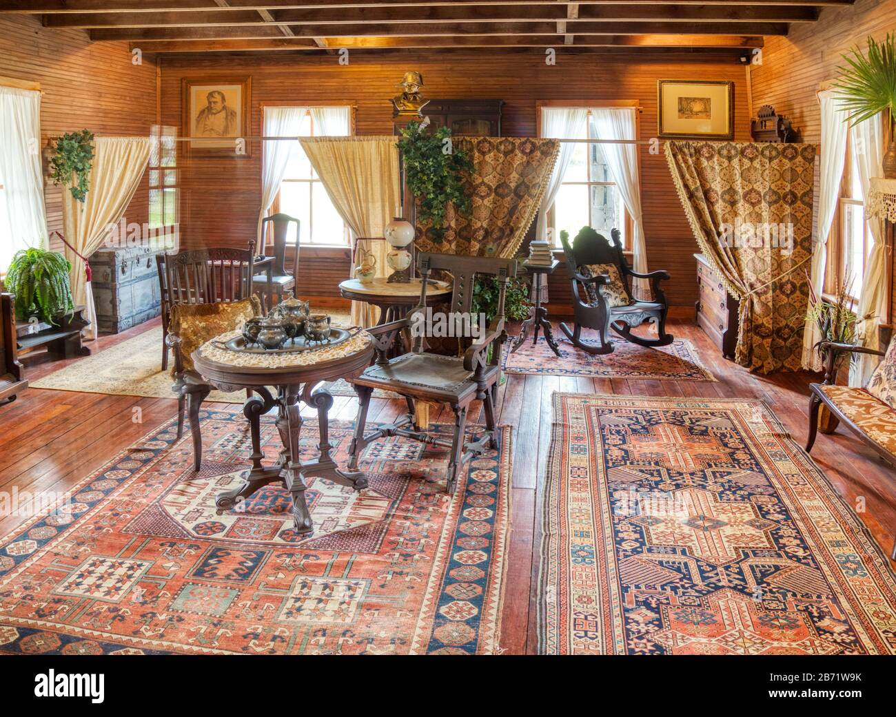Innenbereich des restaurierten und national registrierten historischen Planetary Court Gebäudes in der Siedlung Koreshan im Koreshan State Park in Estero Florida Stockfoto