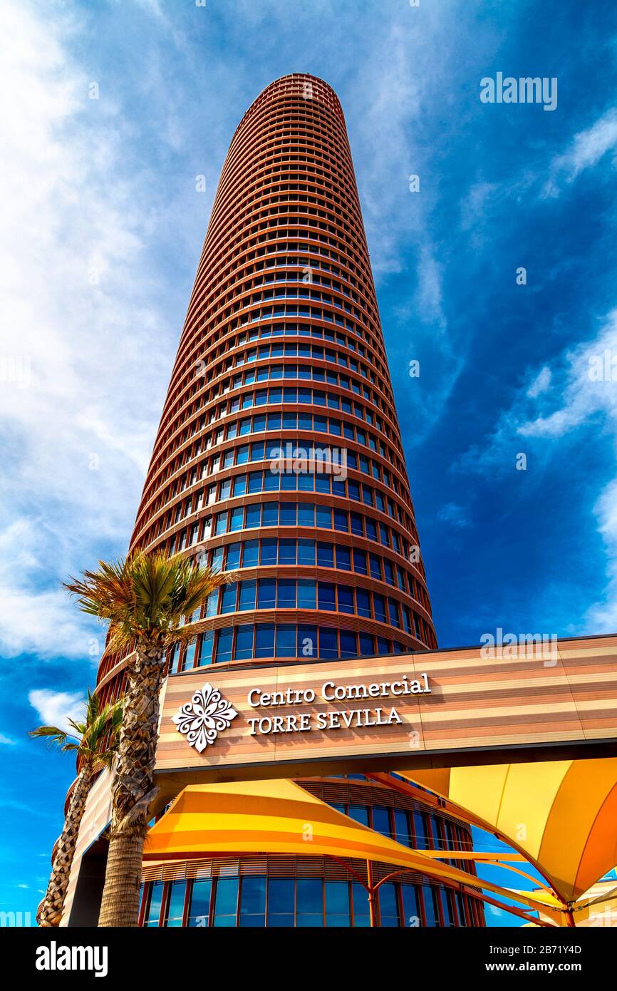 Sevilla Tower und Eintritt zum Einkaufszentrum, Sevilla, Andalusien, Spanien Stockfoto