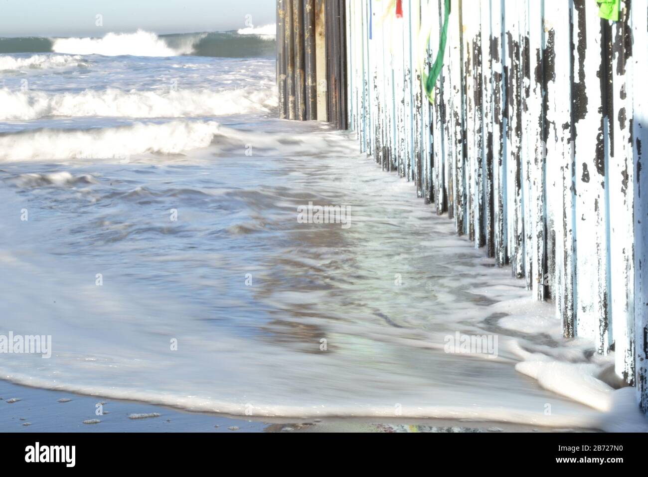 US-Grenze an Tijuana Baja California, die Mauer von Mexiko aus gesehen Stockfoto