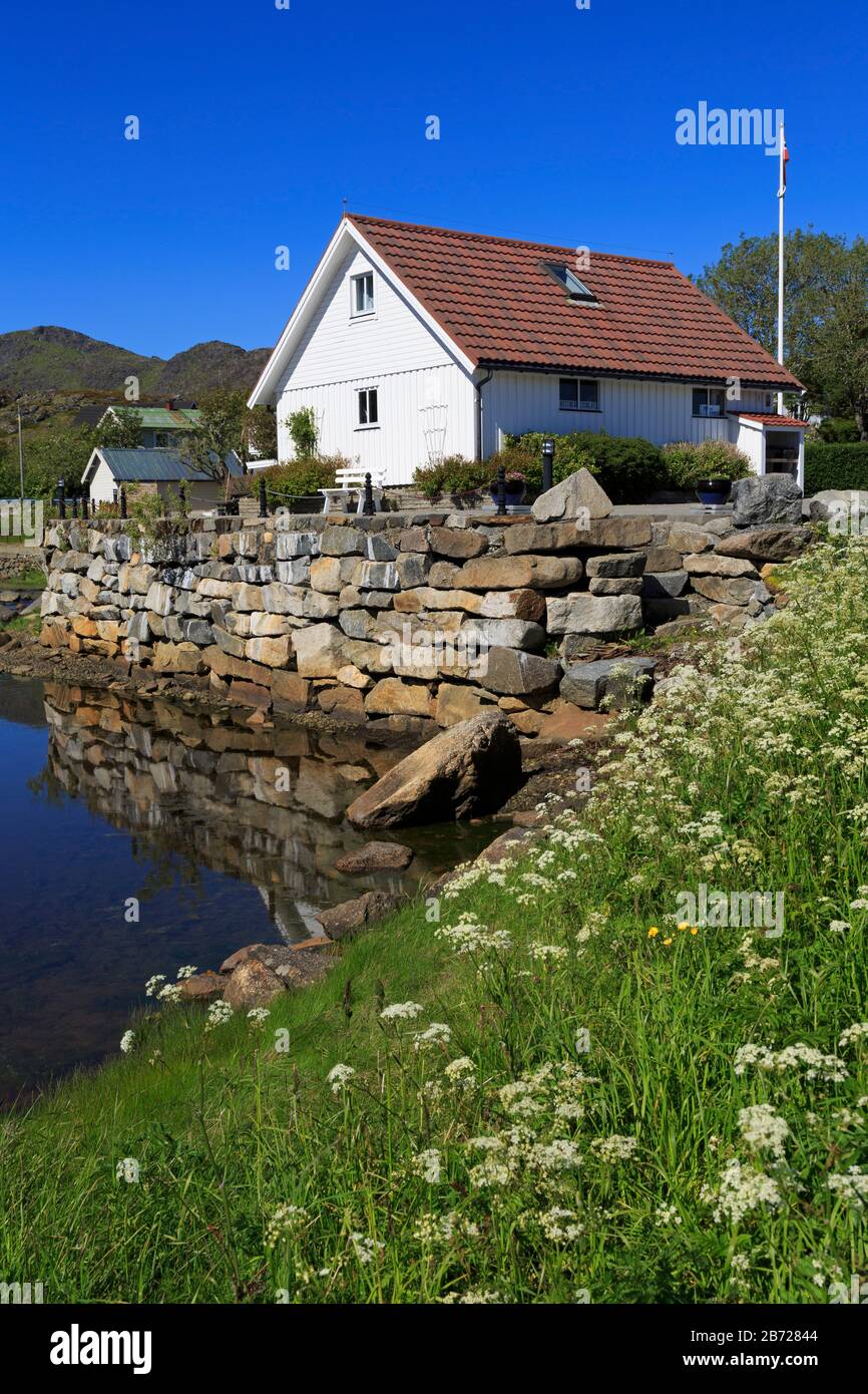 Ferienhaus Fischerdorf, Ballstad, Lofoten, Nordland County, Norwegen Stockfoto