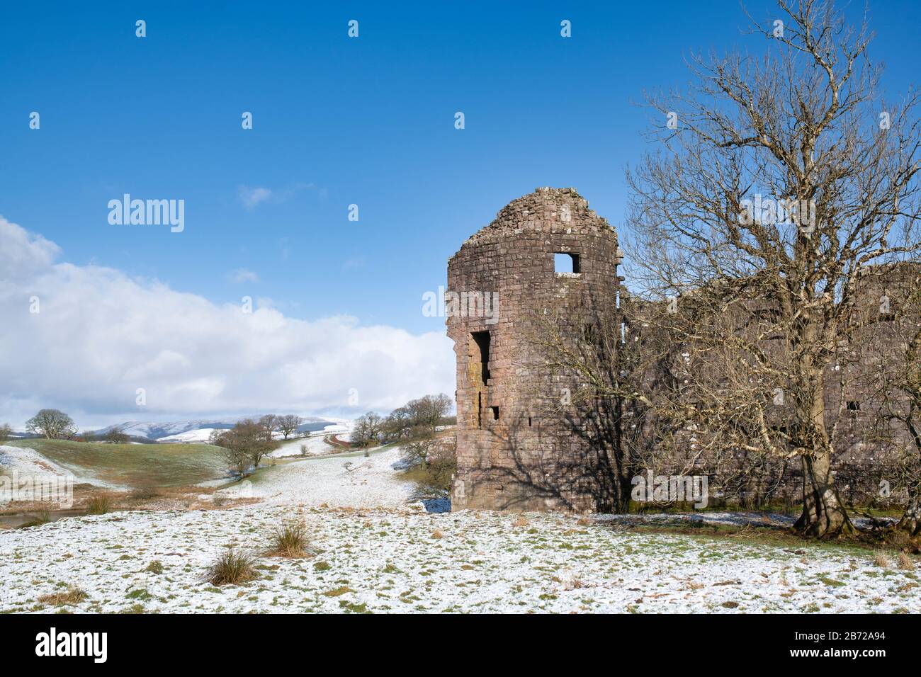 Morton Castle im Winterschnee in den Hügeln oberhalb von Nithsdale. Dumfries and Galloway, Scottish Borders, Schottland Stockfoto