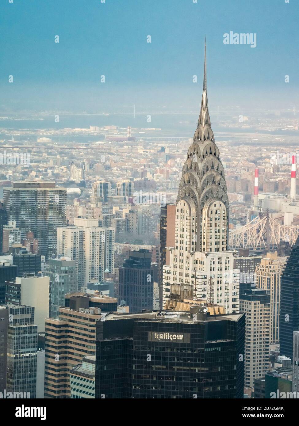 Baukoteletts mit dem Chrysler Building mit Blick auf North-East, Midtown Manhattan Stockfoto