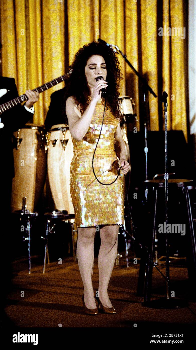 Gloria Estefan And Miami Sound Machine Stockfotos Und Bilder Kaufen Alamy