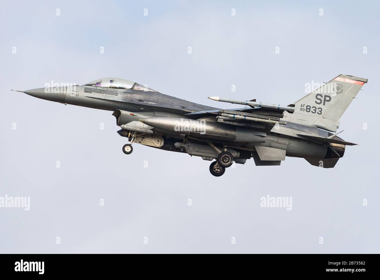 Ein F-16 Fighting Falcon Kampfflugzeug der 48th Fighter Squadron auf der Spangdahlem Air Base in Deutschland. Stockfoto
