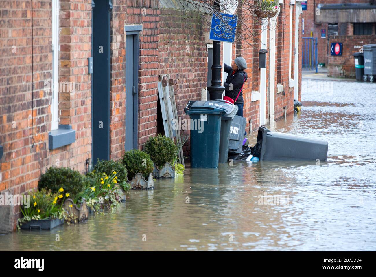 Die Häuser in Shrewsbury wurden vom Fluss Severn überschwemmt, nachdem der feuchteste Februar, der jemals in Großbritannien verzeichnet wurde, Februar 2020 war. Stockfoto