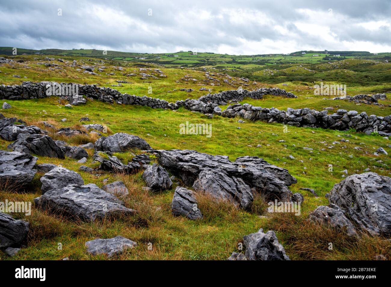Burren auf dem Wilden Atlantikweg in Irland Stockfoto