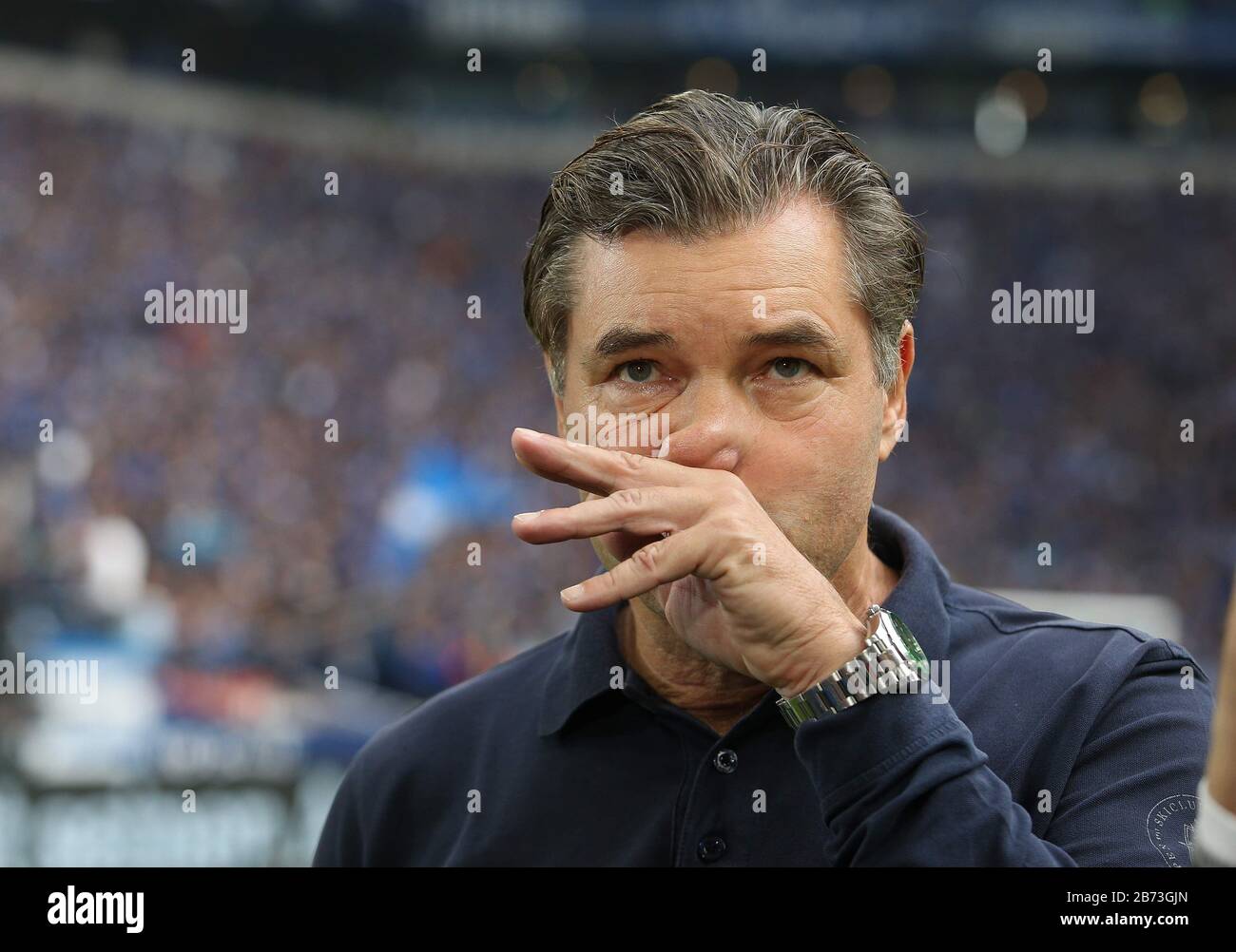 Gelsenkirchen, Deutschland. Okt. 2019. Firo: 26.10.2019, Fußball, 1.Bundesliga, Saison 2019/2020, Derby, Revierderby, FC Schalke 04 - BVB, Borussia Dortmund Sportdirektor Michael ZORC, BVB, Austausch weltweite Nutzung Credit: Dpa/Alamy Live News Stockfoto