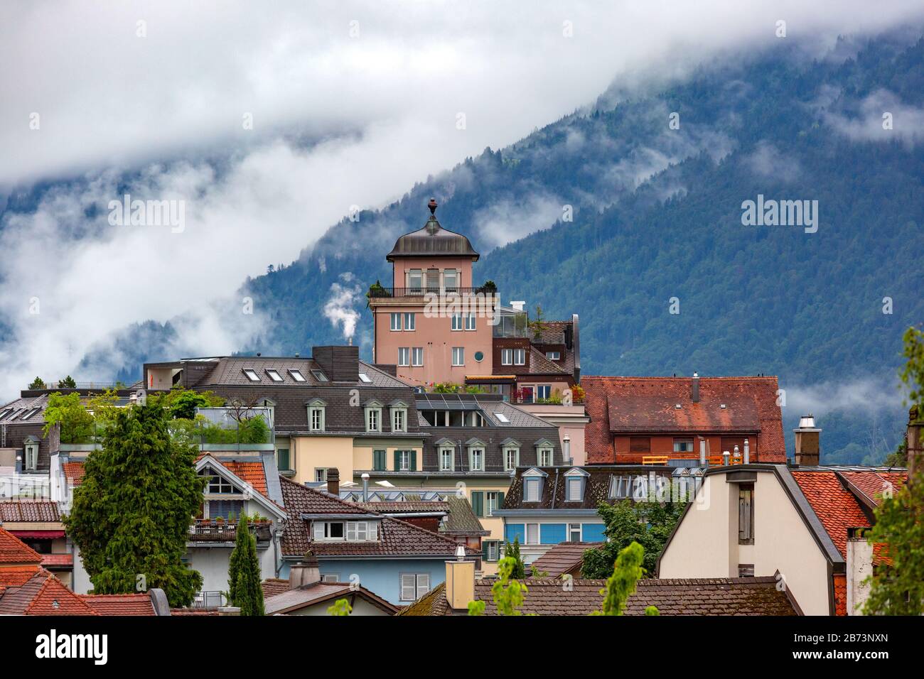 Altstadt von Interlaken, wichtiges Touristenzentrum im Berner Hochland, Schweiz Stockfoto