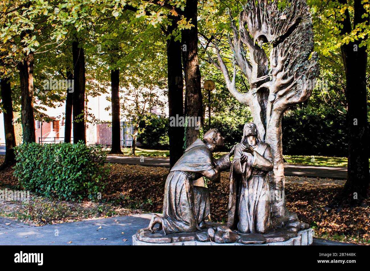 Statue des heiligen Anthony Bronze und Jesus - Camposampiero, Italien Stockfoto
