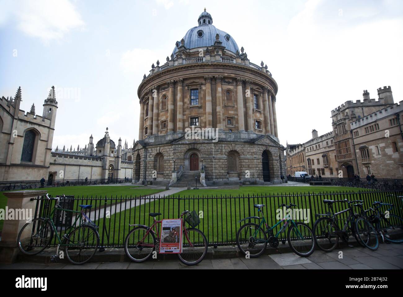 Oxford, Oxfordshire, UK 03 09 2020 The Radcliffe Camera and All Souls College in Oxford UK Stockfoto