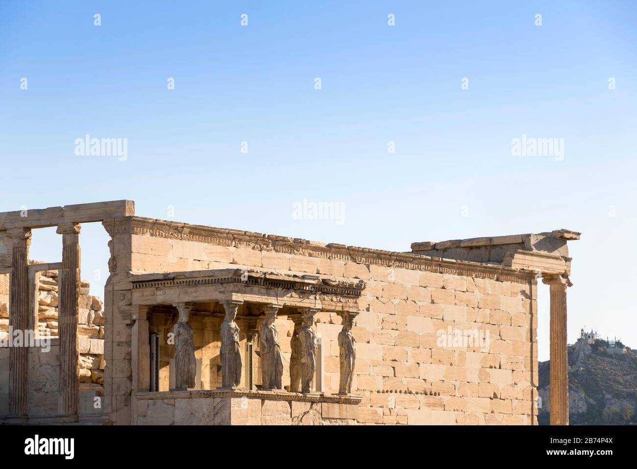 Blick auf die Akropolis. Berühmter Ort in Athen - Hauptstadt Griechenlands. Antike Denkmäler. Stockfoto