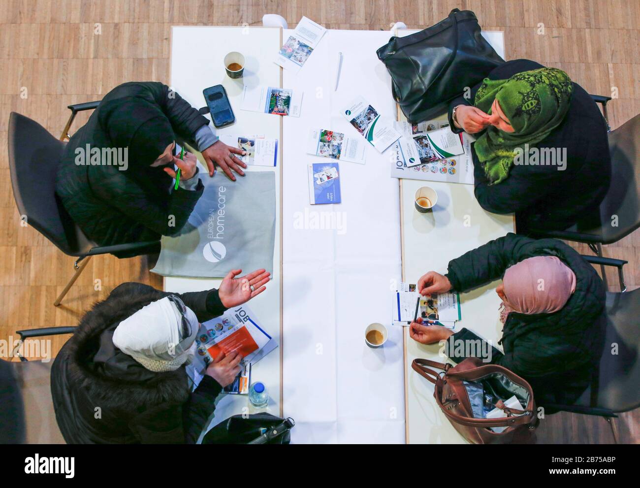 Arbeitssuchende an der Jobbörse für Flüchtlinge und ausländische Staatsbürger in Berlin, am 28. Januar 2018 [automatisierte Übersetzung] Stockfoto