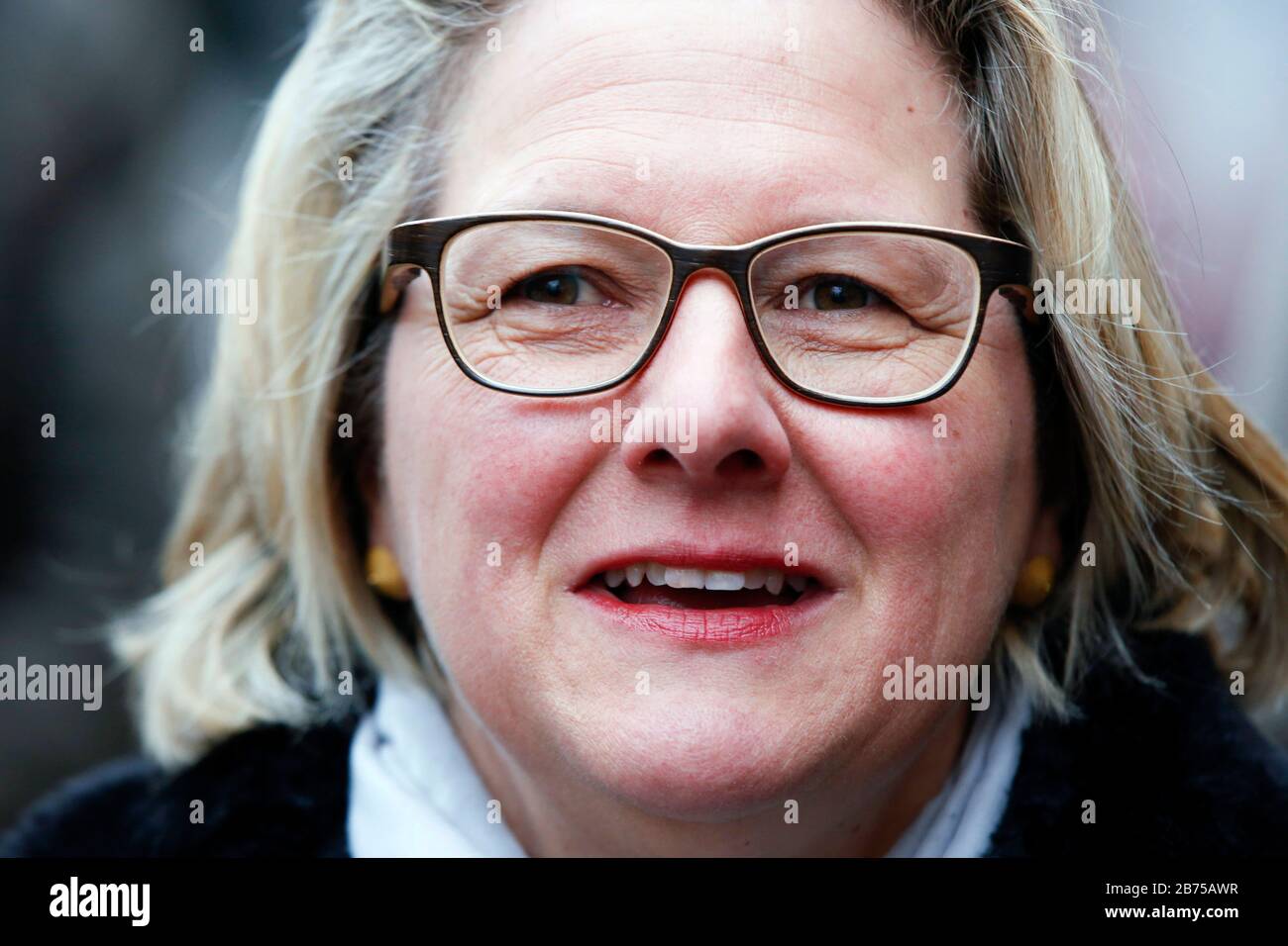 Porträt von Svenja Schulze, SPD, Bundesministerin für Umwelt, Naturschutz und Reaktorsicherheit [automatisierte Übersetzung] Stockfoto