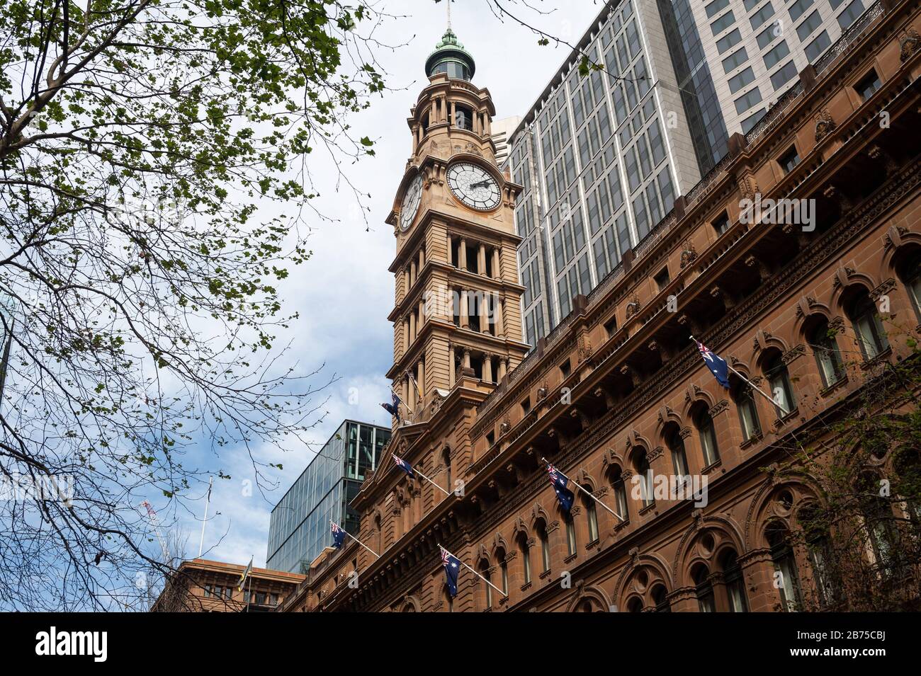 22.09.2018, Sydney, New South Wales, Australien - EIN Blick auf das Gebäude der ehemaligen Hauptpost am Martin Place im Geschäftsviertel von Sydney. Es beherbergt heute das Westin Sydney Hotel. [Automatisierte Übersetzung] Stockfoto