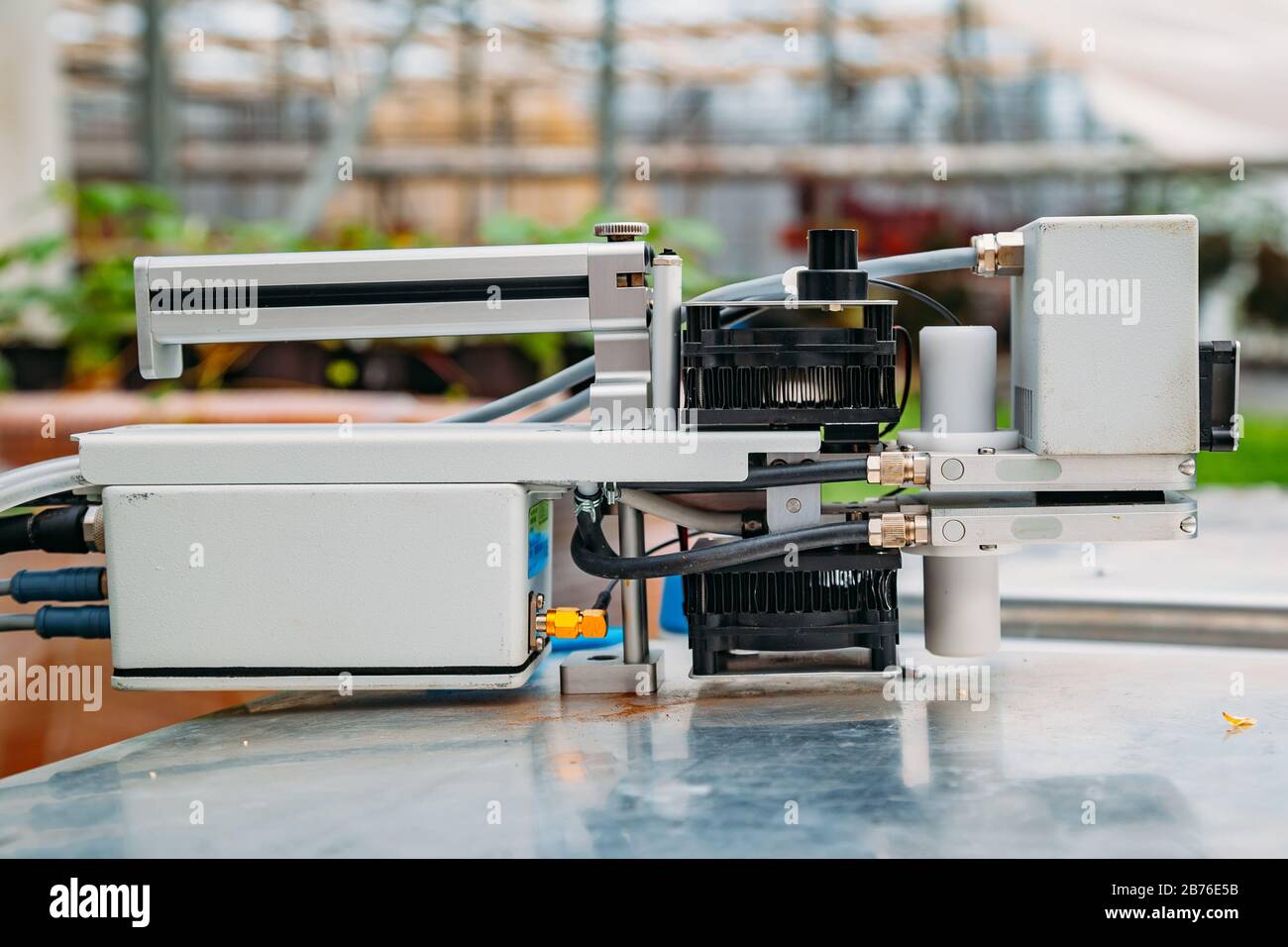 Moderne Pflanzenfotosynthese und Gasaustauschmessgerät. Stockfoto