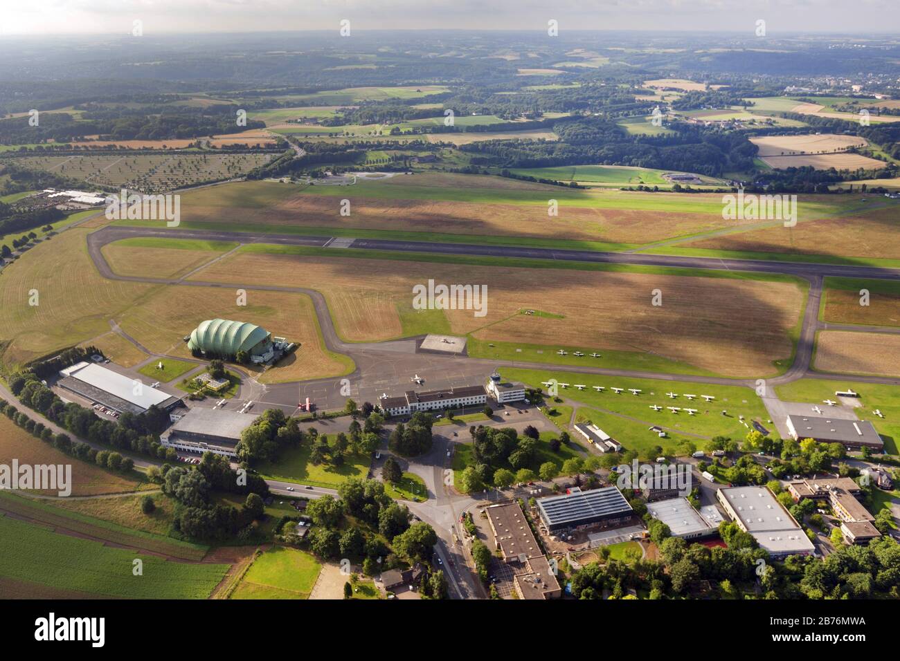 , Flughafen Essen/Mülheim, 22.06.2012, Luftbild, Deutschland, Nordrhein-Westfalen, Ruhrgebiet, Essen Stockfoto