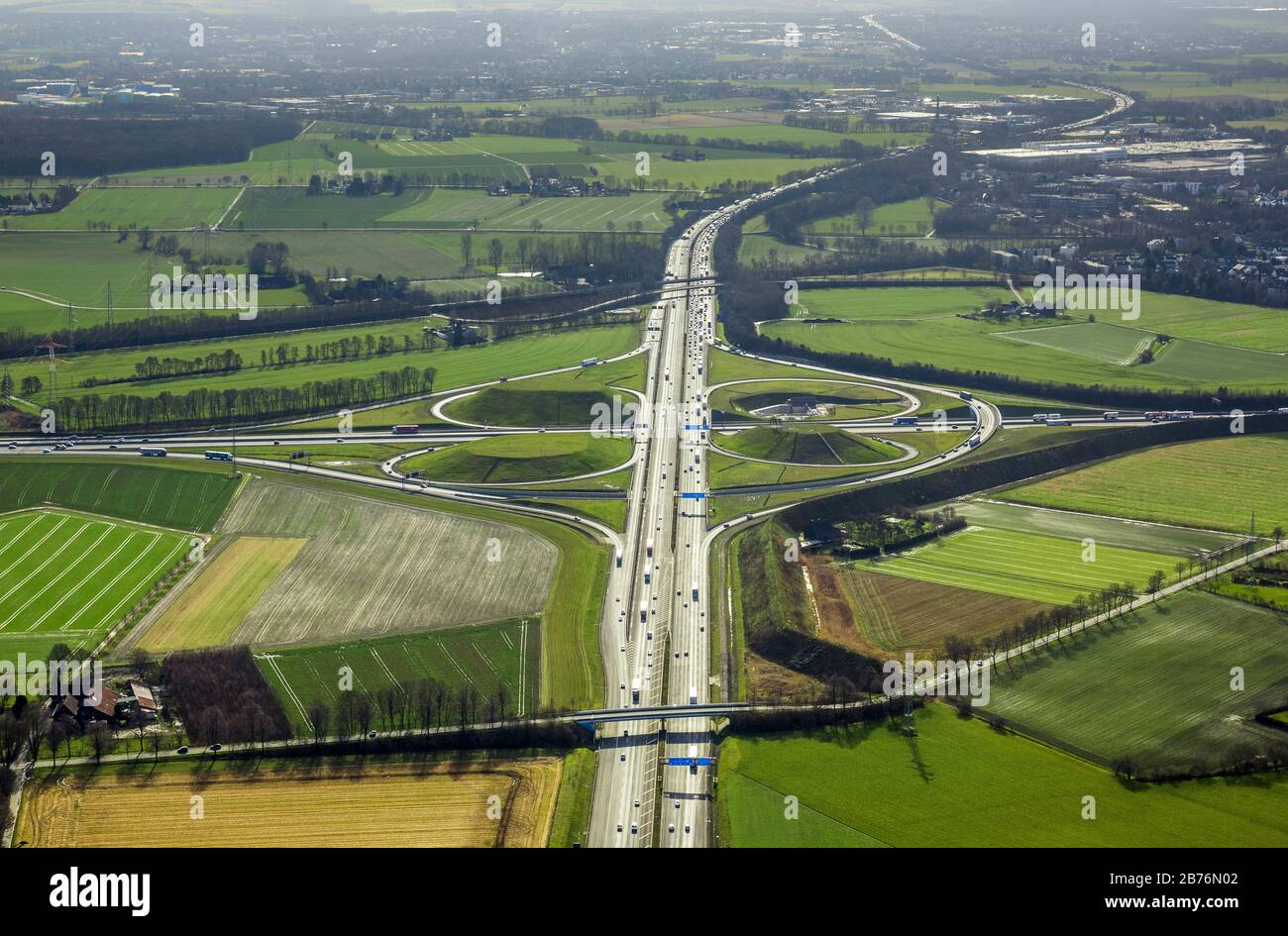 , Kreuzung Autobahn A2 und A1, Kamener Kreuz, 14.02.2014, Luftbild, Deutschland, Nordrhein-Westfalen, Ruhrgebiet, kamen Stockfoto