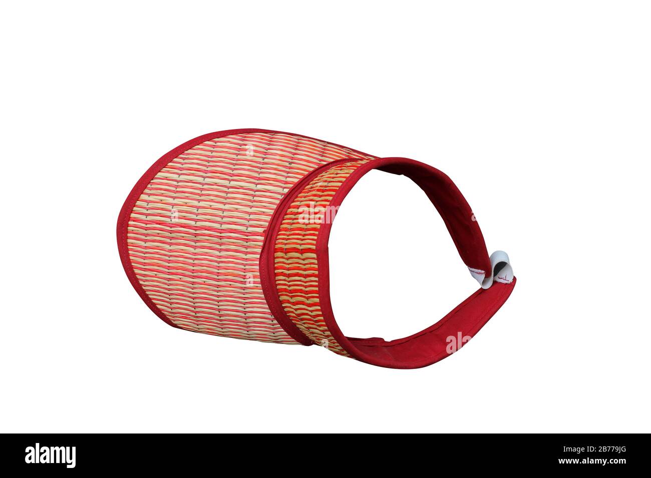 Hut mit einer geformten Abdeckung für den Kopf, der für Wärme getragen wurde, die auf weißem Hintergrund isoliert war. Dieser hatte einen Schneideweg. Stockfoto