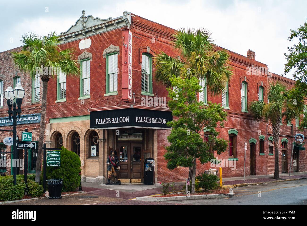 Fernandina Beach, Florida, Vereinigte Staaten - 18. Juli 2012: Palace Saloon im berühmten Prescott Building in Fernandina Beach auf Amelia Island. A Histori Stockfoto