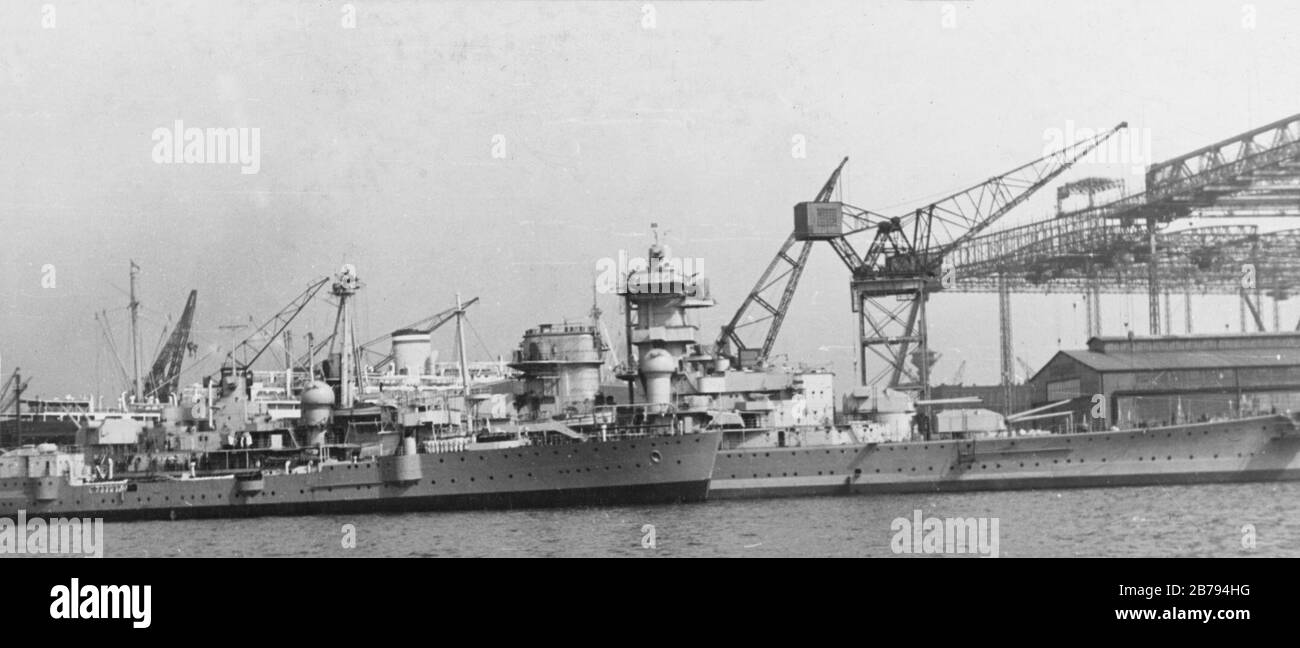 Deutschen schweren Kreuzers Admiral Hipper auf Blohm & Voss Werften im Jahr 1939. Stockfoto