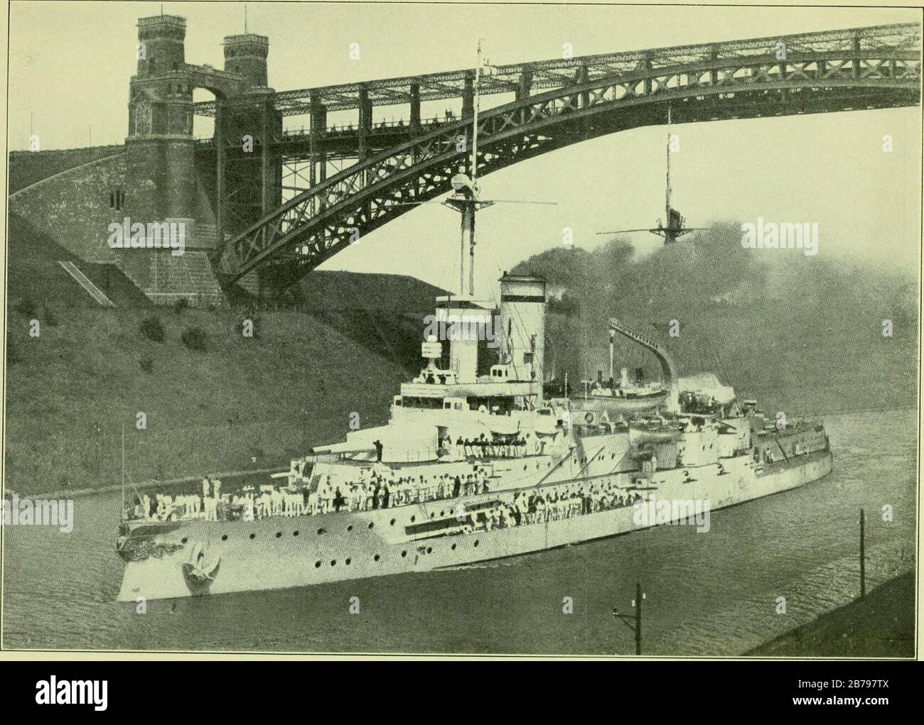 Deutschlands Kampfmaschine; ihre Armee, ihre Marine, ihre Luftschiffe und warum sie sie gegen die Verbündeten Mächte Europas (1914) arrangsalierte (14593450659). Stockfoto