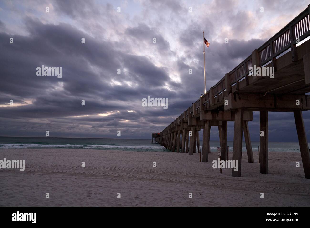 Panama City Beach Florida Pier Sonnenuntergänge Stockfoto