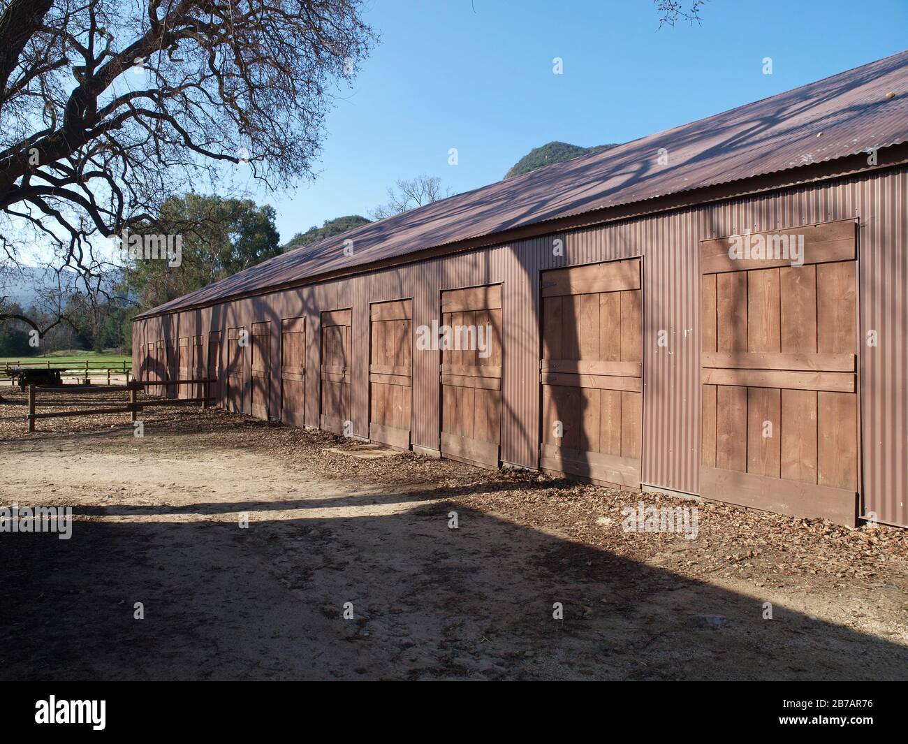 Der rustikale US-Nationalpark besaß eine historische Scheune in der Santa Monica Mountains National Recreation Area Paramount Ranch in der Nähe Von Los Angeles Ca Stockfoto