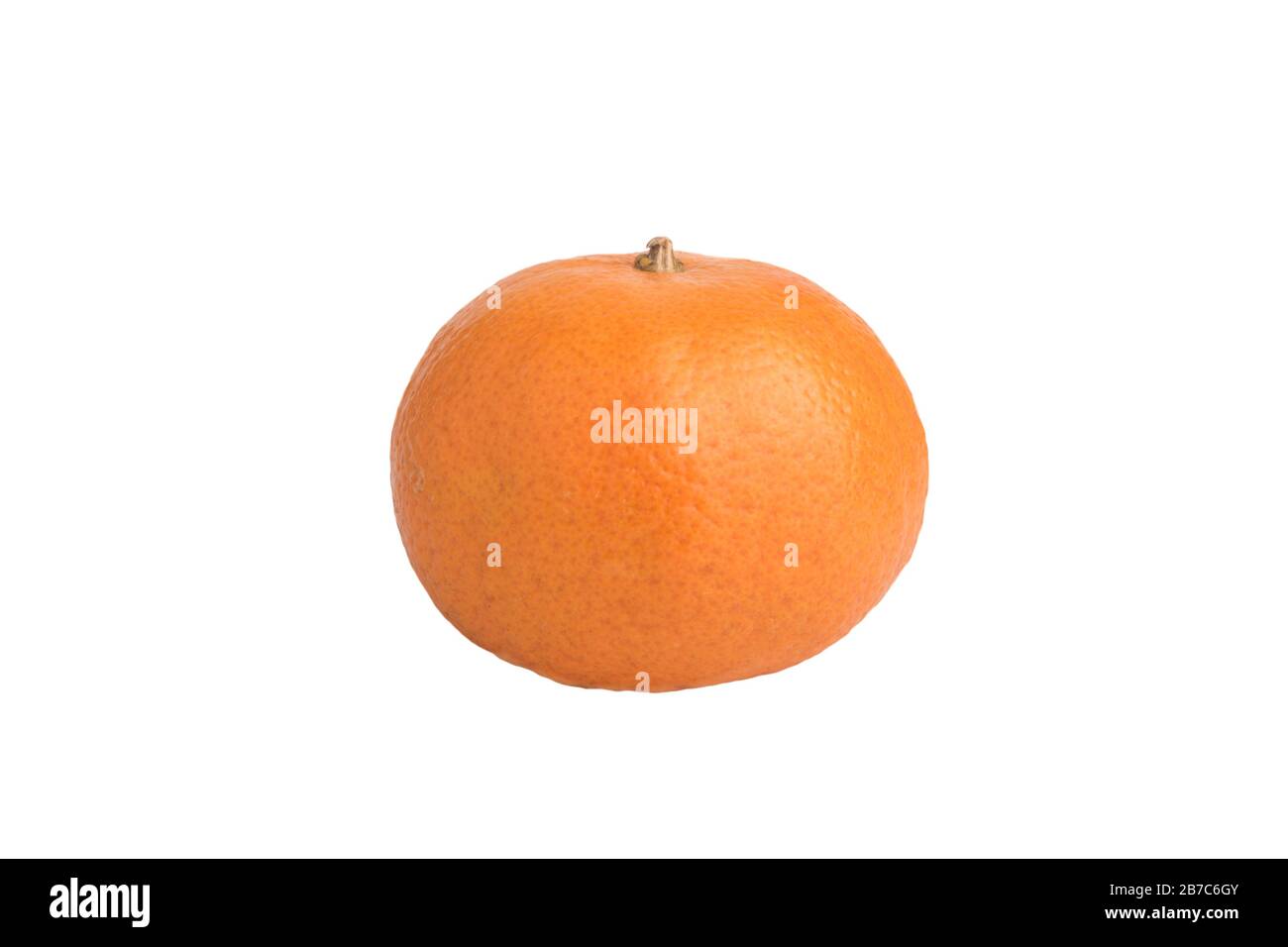 Bild eines reifen orangefarbenen Mandarins auf weißem Hintergrund Stockfoto