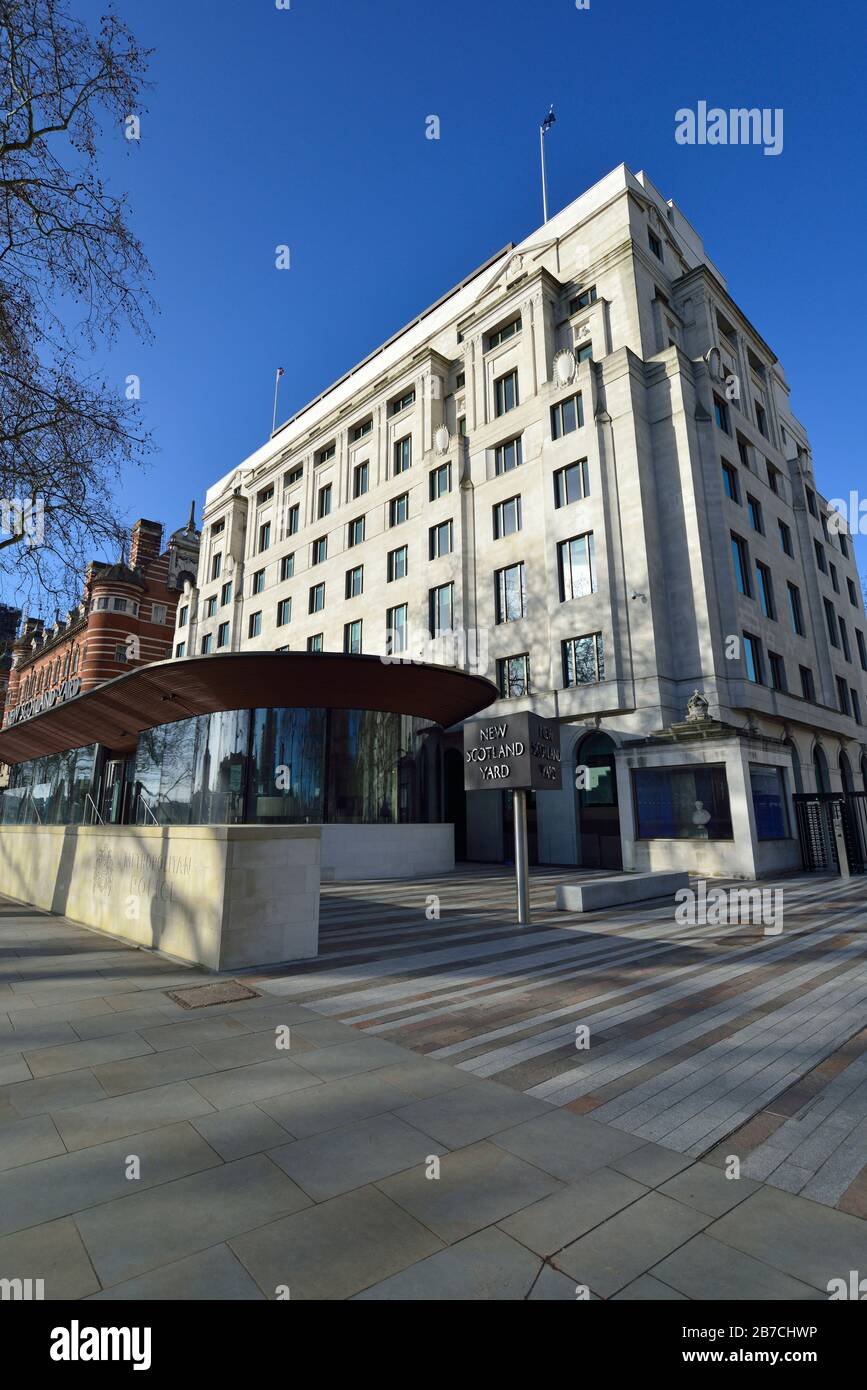 New Scotland Yard, Metropolitan Police Headquarters, Victoria Embankment, Westminster, London. Großbritannien Stockfoto