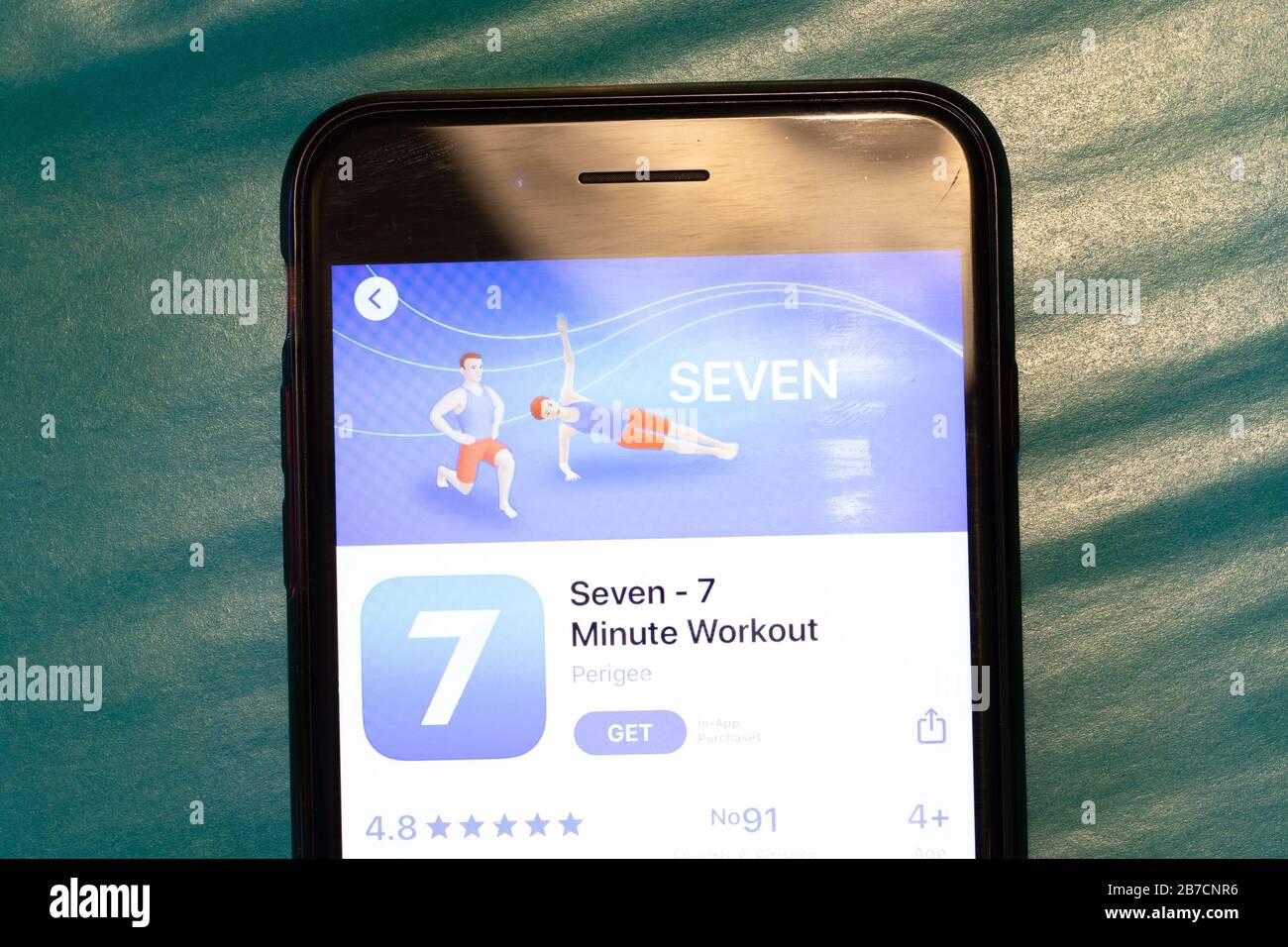 Los Angeles, Kalifornien, USA - 15. März 2020: 7-minütiges Workout Mobile-App-Logo auf Telefonbildschirm Nahaufnahme , Illustrative Editorial Stockfoto