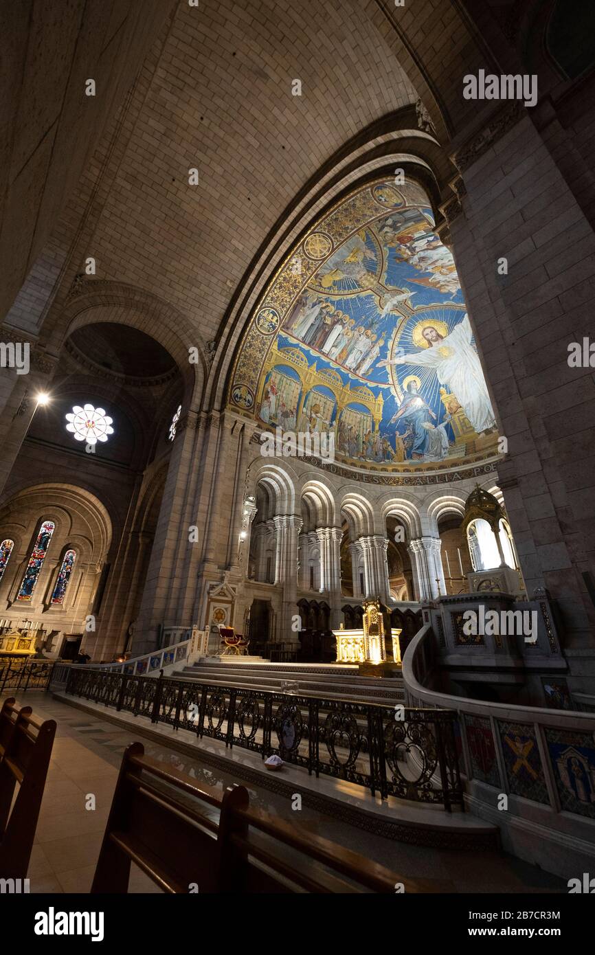 Basilique du Sacre Coeur alias Basilica of the Sacred Heart of Paris in