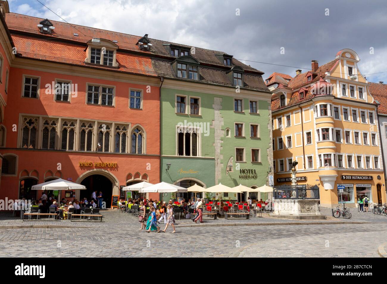 Bunte Gebäude/Architektur an in Regensburg, Bayern, Deutschland. Stockfoto