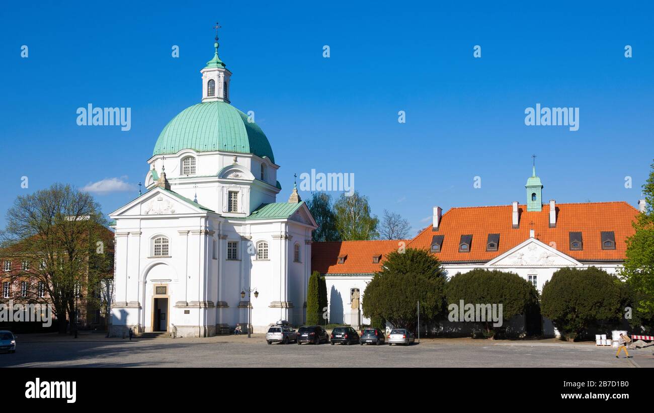 WARSCHAU, Polen - 21. April 2016: Kirche St. Casimir und Kloster Sakramentok. Sie wurde 1668-1692 erbaut, 194 zerstört Stockfoto